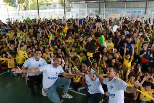 Estado de Minas – ‘Educando na Copa’: jogadores do Cruzeiro participam de evento em colégio de BH