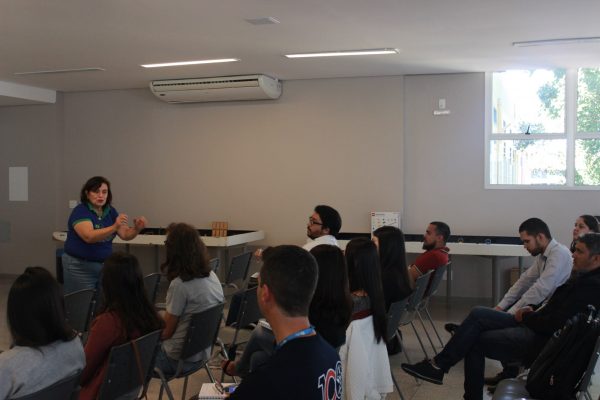 Colégio Batista realiza treinamento de robótica para equipe de educadores