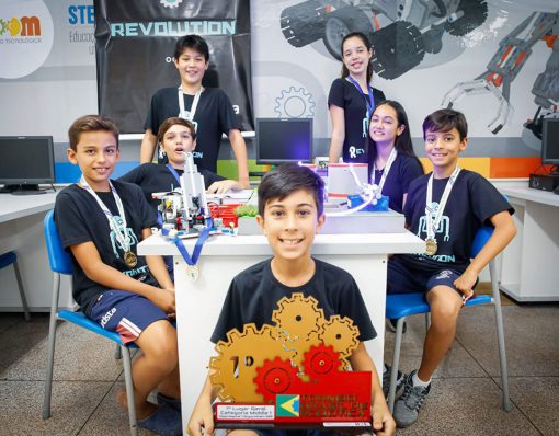 Colégio Batista classifica quatro equipes para o Torneio Brasil de Robótica em Guarulhos