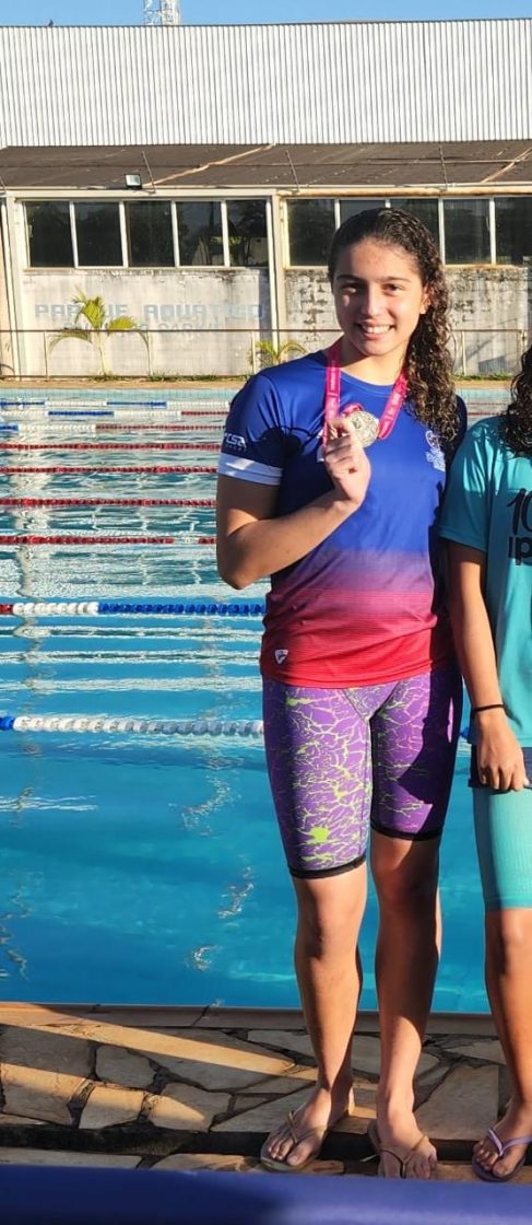 Esther Fernandes - Atleta de Natação do Colégio Batista