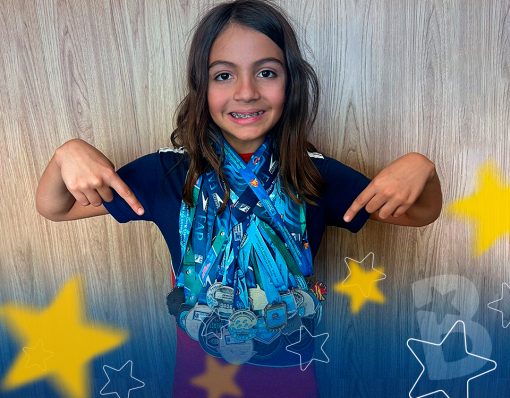 Estudante do Colégio Batista Mineiro Buritis pratica natação desde bebê e aos 10 anos participa de campeonatos